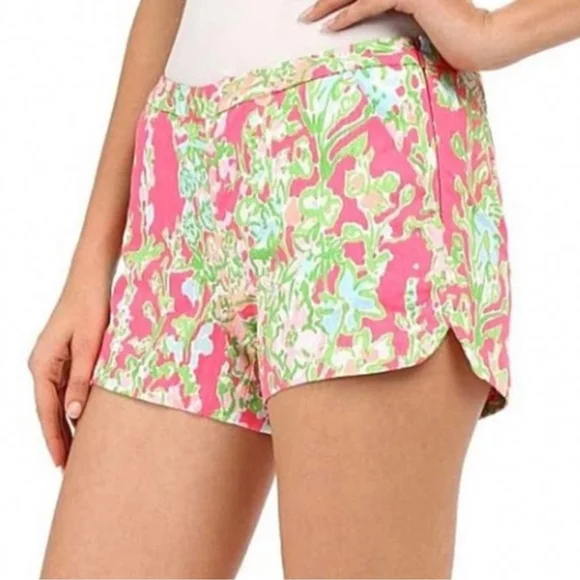 Lilly Pulitzer Adie Shorts - Picture 2 of 7